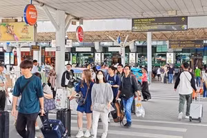 Sân bay Tân Sơn Nhất dự kiến đón 130.000 khách/ngày dịp lễ 2-9