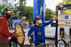 Giá xăng dầu dự báo giảm mạnh từ 1.000-1.440 đồng/lít