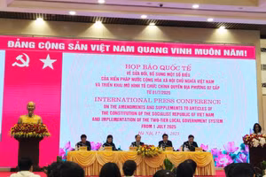Quang cảnh buổi họp báo.