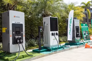 Có công tơ riêng, trạm sạc xe điện được tính giá theo giờ