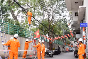 Chỉnh trang lưới điện - EVNHANOI chung tay kiến tạo diện mạo đô thị Thủ đô
