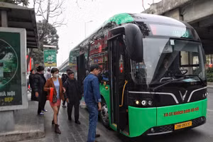 Xe buýt, đường sắt đô thị tăng cường hoạt động dịp 30/4 - 1/5