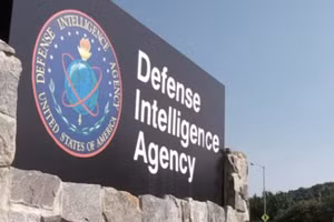 Giám đốc Cơ quan Tình báo Quân sự Mỹ bất ngờ bị sa thải