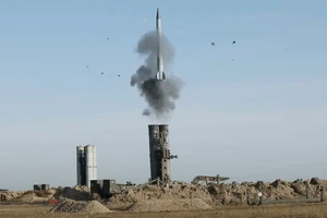 Nỗ lực nội địa hóa các tên lửa dành cho S-300/400 với radar châu Âu