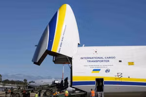 Phi công phá hủy máy bay vận tải An-124 chở đầy vũ khí?