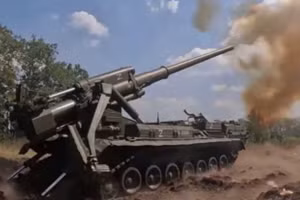 Lữ đoàn Cảnh sát Quốc gia phá hủy pháo tự hành Pion và Grad