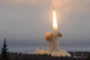  Kyiv đã rơi vào bẫy của Moskva trong vụ tấn công bằng Oreshnik