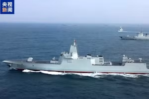 Khu trục hạm Type 055 được biên chế với tốc độ chóng mặt cho Hải quân Trung Quốc