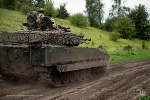 Xe chiến đấu bộ binh CV90 nhận vai trò siêu đặc biệt trên chiến trường