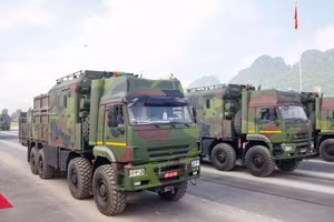 Nước ngoài quan tâm khi tên lửa chống hạm Việt Nam lần đầu diễu binh