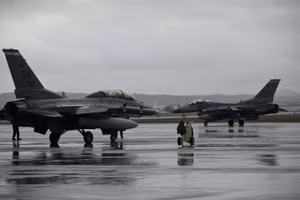 Hàng trăm chiến đấu cơ Mỹ sắp nghỉ hưu trở thành nguồn viện trợ lý tưởng?