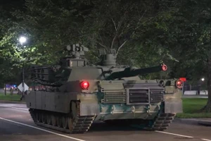 Xe tăng Abrams đã tiến vào Washington