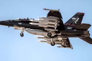 Mỹ cân nhắc dùng tên lửa không đối không AIM-174B để bắn hạ tên lửa siêu thanh