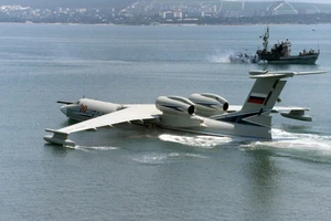 Thủy phi cơ Be-200 đang đứng trước thời khắc quyết định