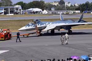 Nguy cơ và lợi ích nào khi cấp phép sản xuất Su-57E cho Ấn Độ?
