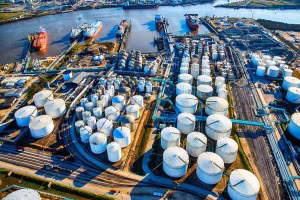 Bloomberg: Ông Trump sẽ bơm hàng tỷ USD vào ngân sách của Nga!?