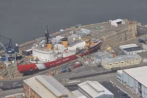 Tàu phá băng hạng nặng duy nhất của Mỹ ngừng hoạt động dài hạn