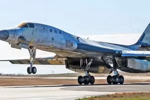 Không quân Mỹ đã đưa máy bay ném bom B-1B Apocalypse II trở lại từ 'nghĩa địa'