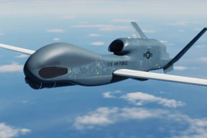 RQ-4B Global Hawk áp sát căn cứ quân sự lớn nhất của Nga