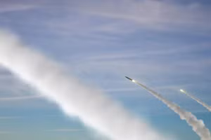 Anh chính thức nối lại phát triển tên lửa đạn đạo chiến thuật NIGHTFALL