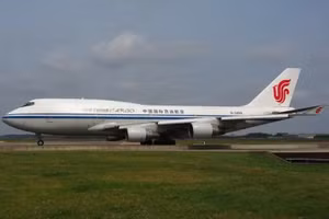 Phương Tây dò đoán Trung Quốc gửi gì tới Iran thông qua máy bay vận tải Boeing?