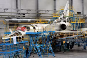 Tin tặc GUR đột nhập cơ sở dữ liệu một nhà sản xuất máy bay chiến lược