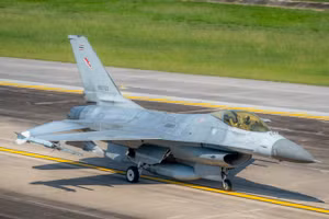 F-16 cuối cùng đã thua JAS 39 Gripen E/F trong 'cuộc đối đầu lịch sử'