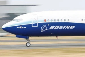 Boeing tiếp tục giao máy bay cho Nga để có quyền tiếp cận nguồn titan?