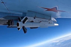 Su-35S bắn hạ MiG-29 Ukraine bằng tên lửa R-37M ở cự ly kỷ lục 213 km