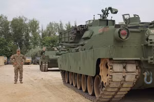 Binh sĩ Mỹ bán bí mật quân sự để đổi lấy quyền công dân Nga