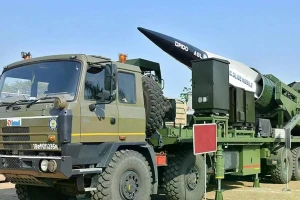 Tên lửa chống hạm siêu thanh LR-AShM chính thức ra mắt