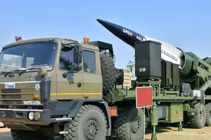 Tên lửa chống hạm siêu thanh LR-AShM chính thức ra mắt