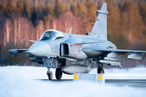 Sắp nhận phương tiện mang tên lửa không đối không tầm xa Meteor?