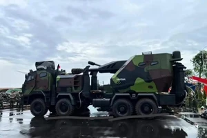 Tại sao Việt Nam cải tiến pháo D-20 cũ thành pháo tự hành bánh lốp hiện đại?