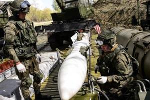 Người đứng đầu Bộ Tư lệnh Bắc Mỹ gọi Nga là đối thủ mạnh nhất