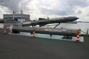 Kim ngạch xuất khẩu vũ khí của Ấn Độ phá vỡ kỷ lục