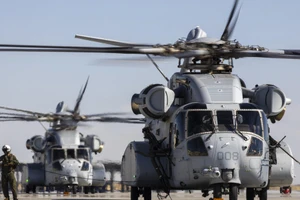 Mỹ ký hợp đồng mua động cơ trị giá... 1,42 tỷ USD cho trực thăng đắt hơn F-35