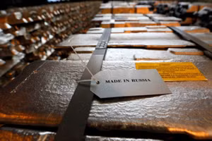 Các lệnh trừng phạt tan biến: EU đã mua lượng kim loại trị giá 2 tỷ euro từ Nga