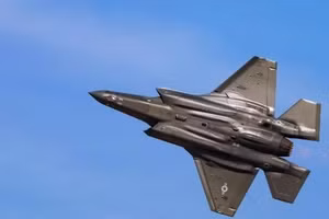 Phần Lan trang bị cho F-35 những tên lửa nguy hiểm nhất của Mỹ
