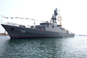 Tàu ngầm Mỹ đánh chìm tàu ​​khu trục Iran gần Sri Lanka gây thương vong lớn