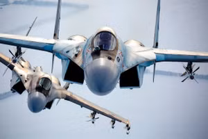 Nga phải gấp rút tìm khách hàng mua lại lô tiêm kích Su-35 bán cho Iran?