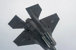 Cột mốc lịch sử khi tiêm kích F-35B lần đầu tiên phóng tên lửa Meteor