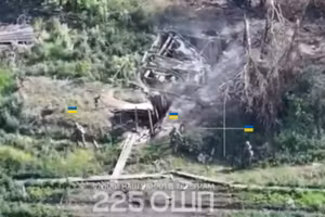 Binh sĩ Ukraine tiến sát làng Tyotkine thuộc vùng Kursk