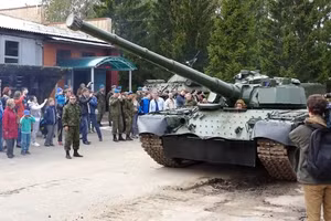 Xe tăng T-80-152 với pháo 152 mm đặc biệt hữu ích trên chiến trường