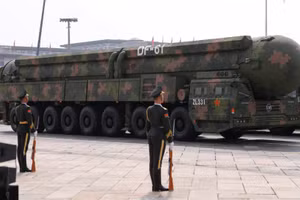 Mỹ lo ngại khi tên lửa đạn đạo DF-61 tầm bắn 15 nghìn km chính thức ra mắt