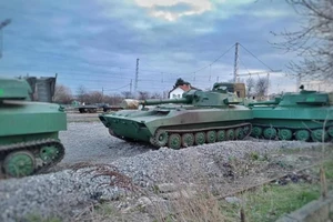 Đối tác bí ẩn cung cấp hàng loạt pháo tự hành 2S1 Gvozdika cho chiến sự