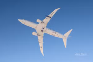 Tên lửa tầm xa LRASM khiến thợ săn tàu ngầm P-8A Poseidon thành sát thủ diệt hạm