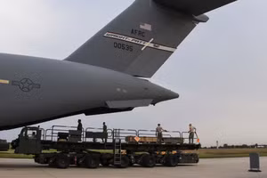 Mỹ cần tới... 73 chuyến bay C-17 để đưa 1 tiểu đoàn Patriot ra điểm nóng