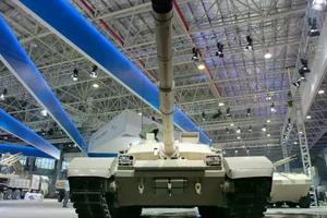 Vũ khí Trung Quốc xuất khẩu bị giám sát chặt sau một số tai tiếng chất lượng