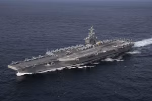 Tàu sân bay USS Abraham Lincoln gây sức ép mạnh lên Cuba